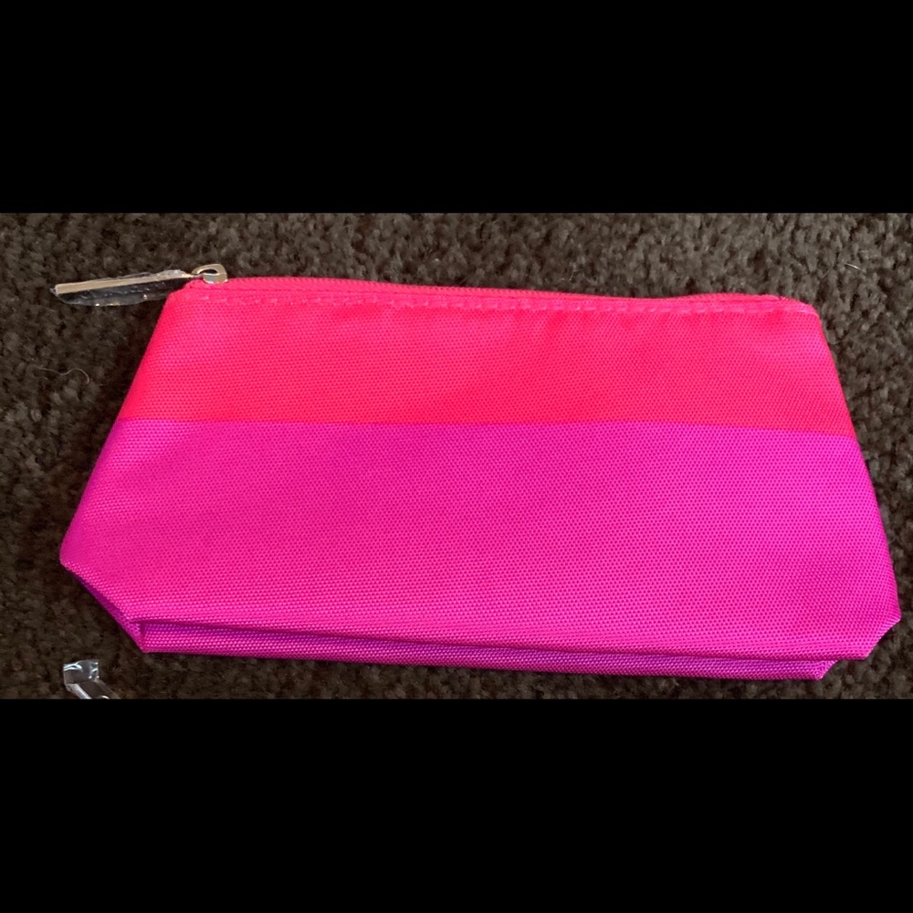 Clinique Zipper Pouch